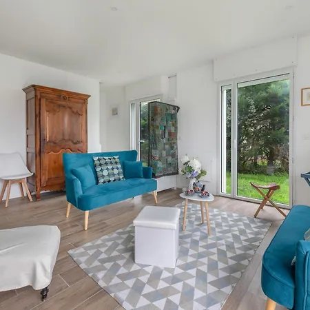 - Maison Lumineuse Avec Jardin *